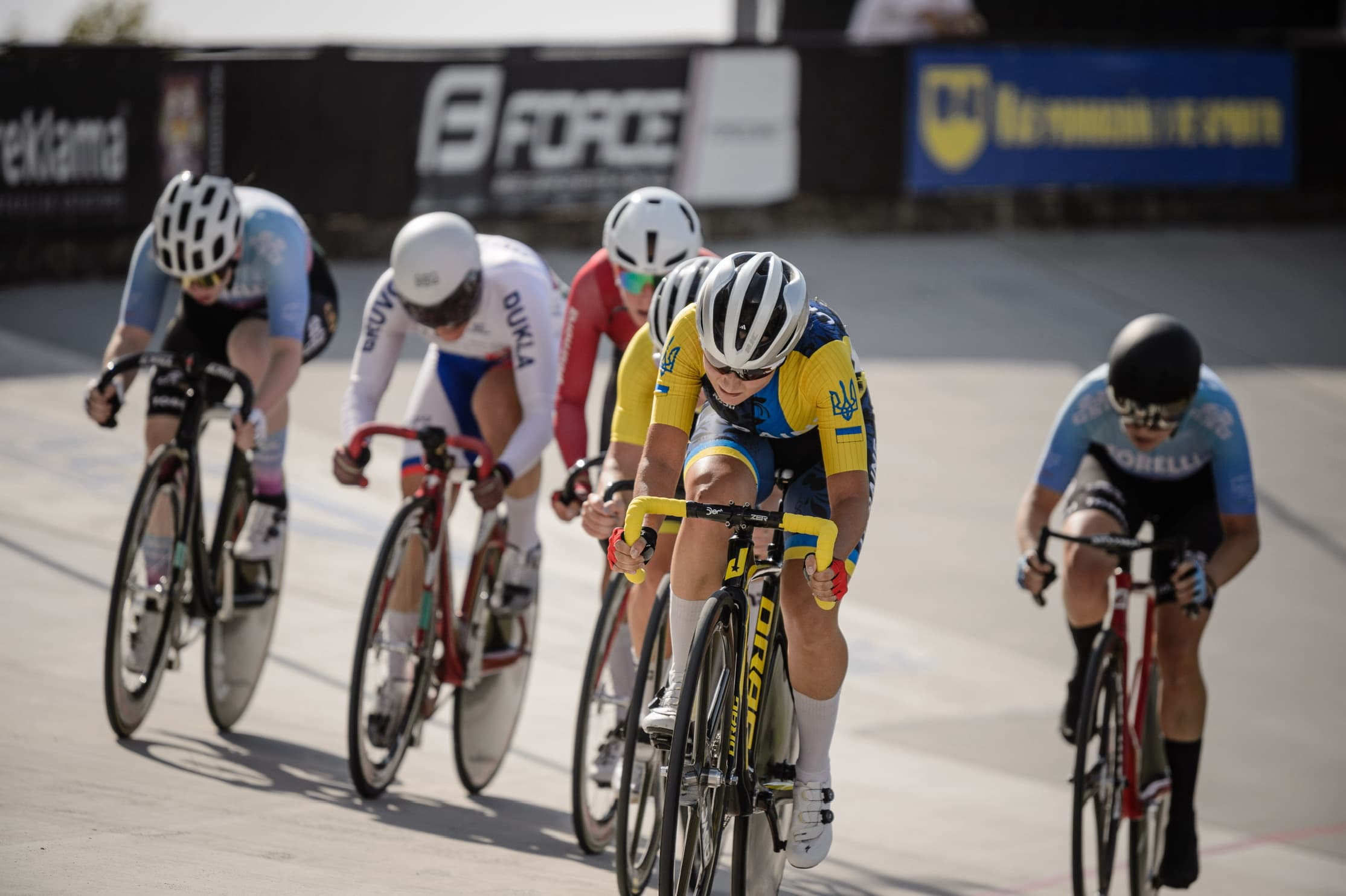 Kateryna Velychko racing